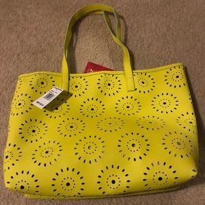 SOLD‼️ Carlos Santana large tote w sm zip pouch